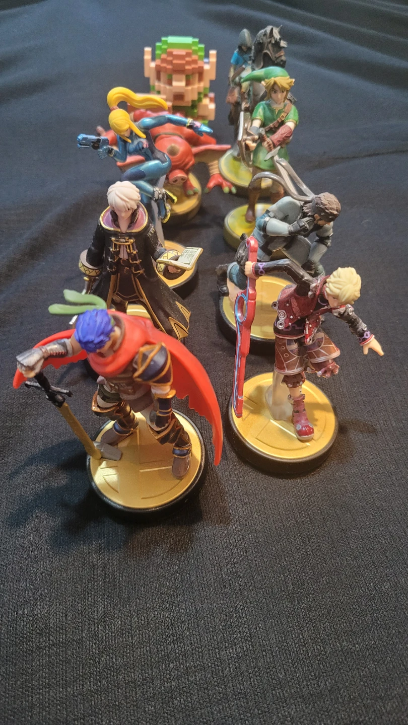 Nintendo Amiibo Figures Collection