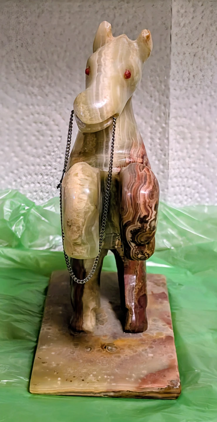Stone Carved Horse Ornament - photo 2