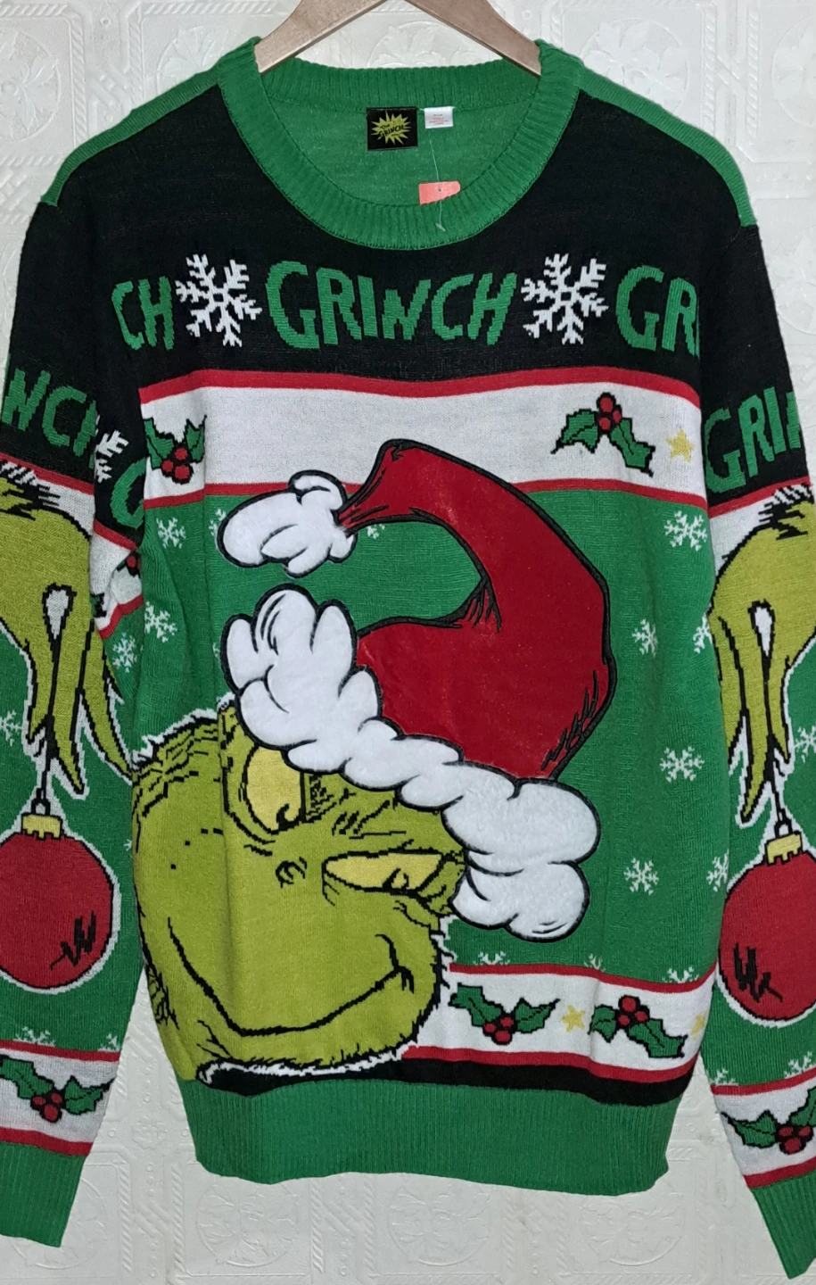 The Grinch Christmas, Plush Holiday Sweater. New!!