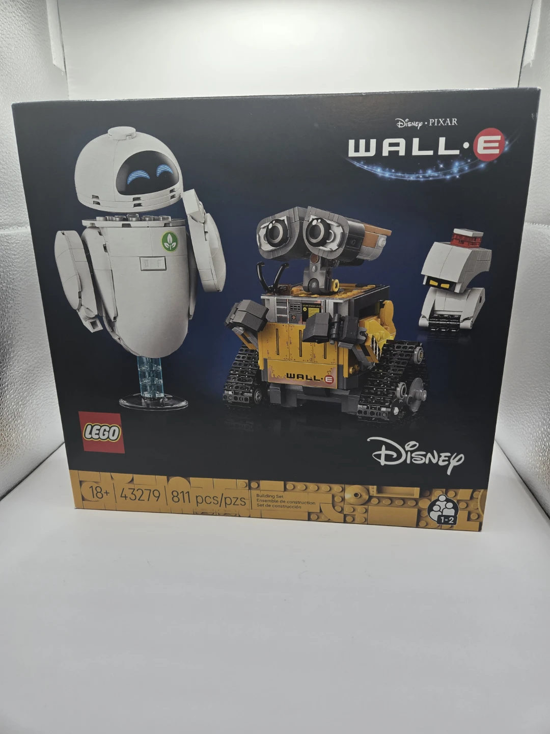 New Sealed Lego Disney Pixar Wall-E