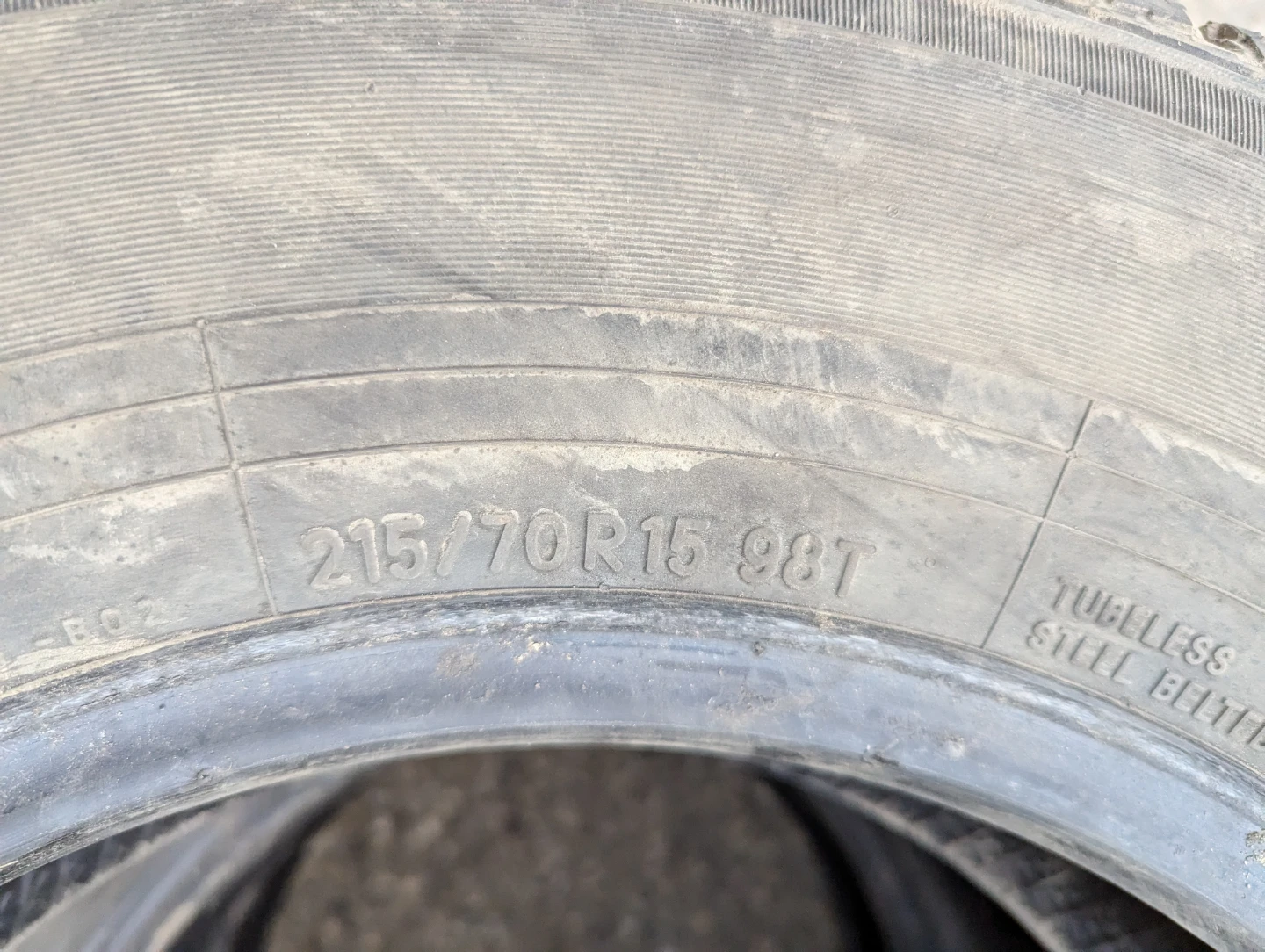 215/70R15 Toyo Celsius All Weather - photo 2