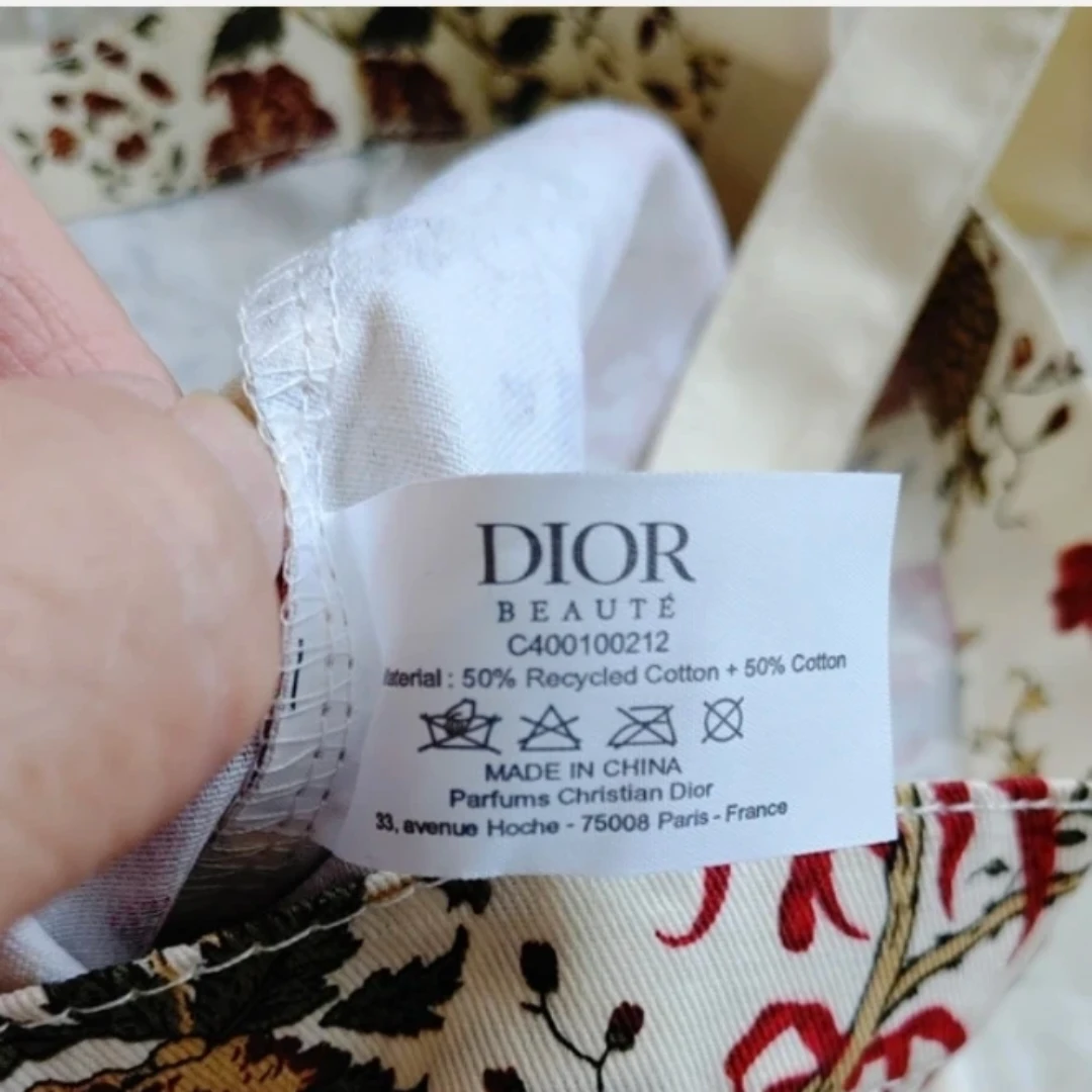 Dior Beauté Tiger Pattern Novelty Tote Bag - photo 4