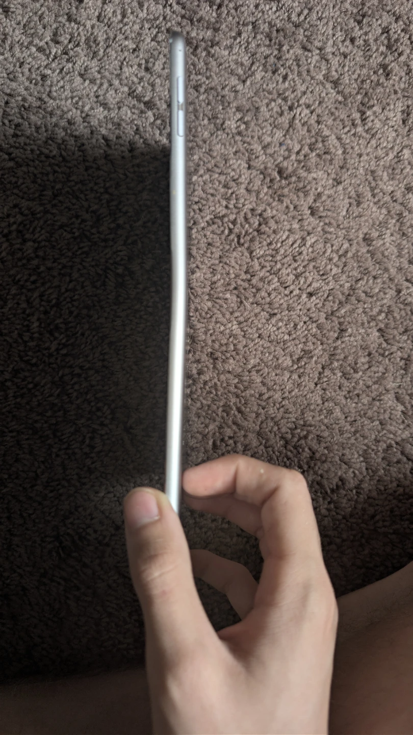 Apple iPad Mini 4th Gen - photo 4