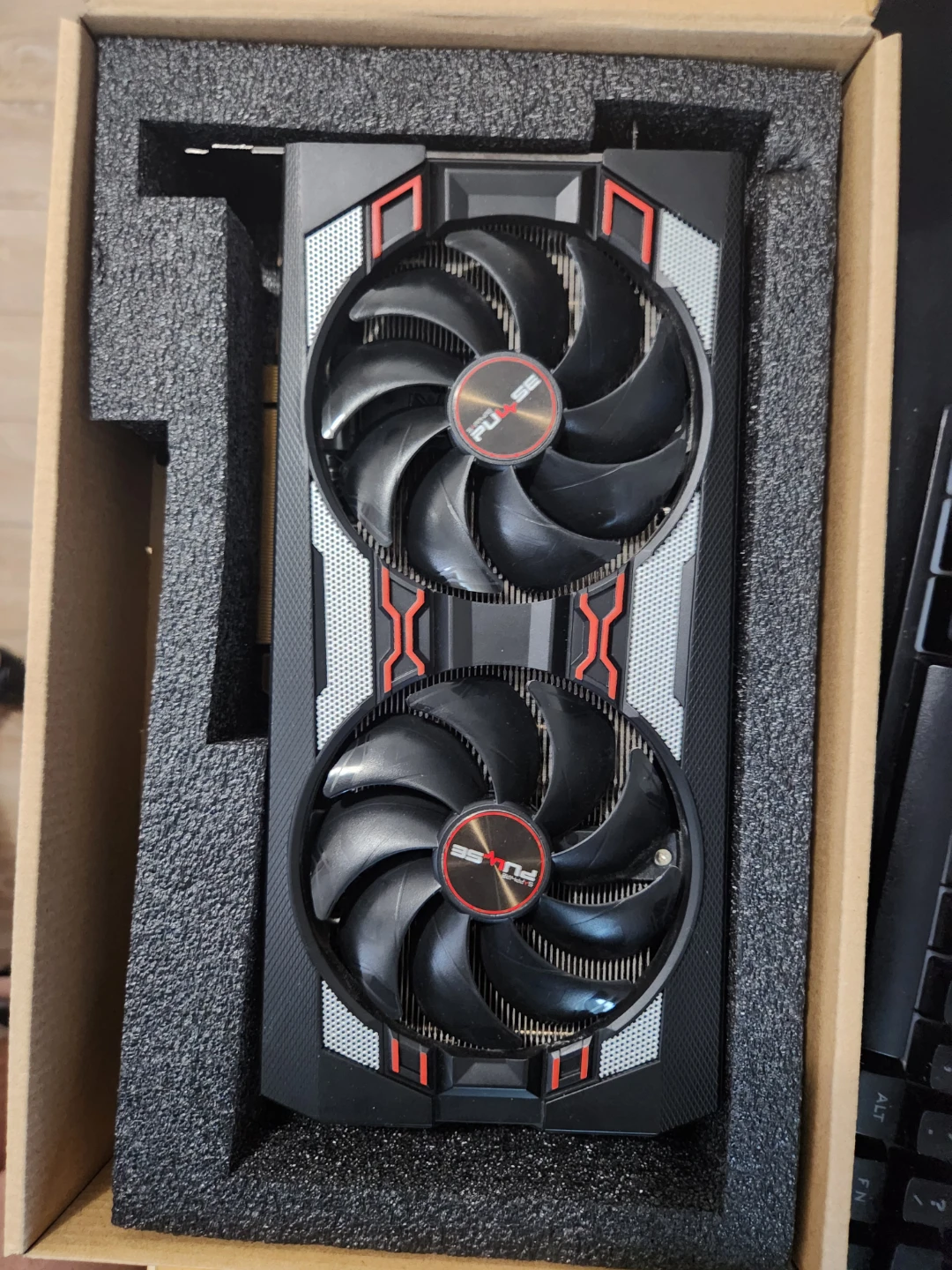 Radeon 5700xt - photo 2