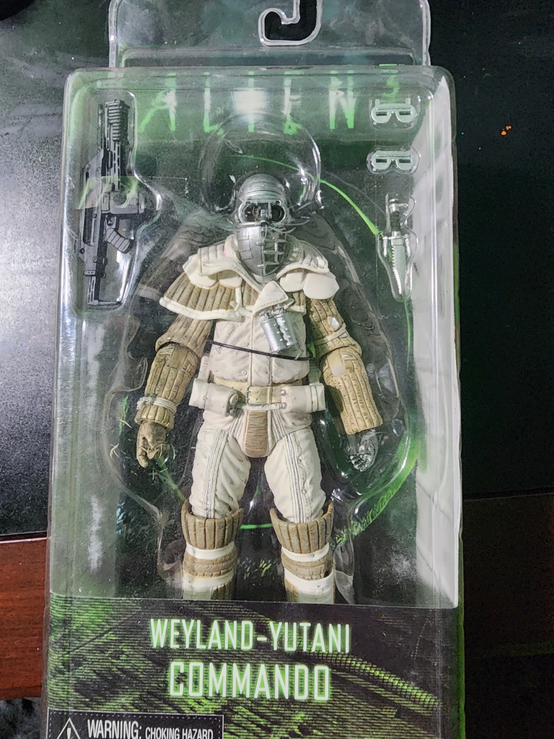 NECA Alien Weyland-Yutani Commando Figure