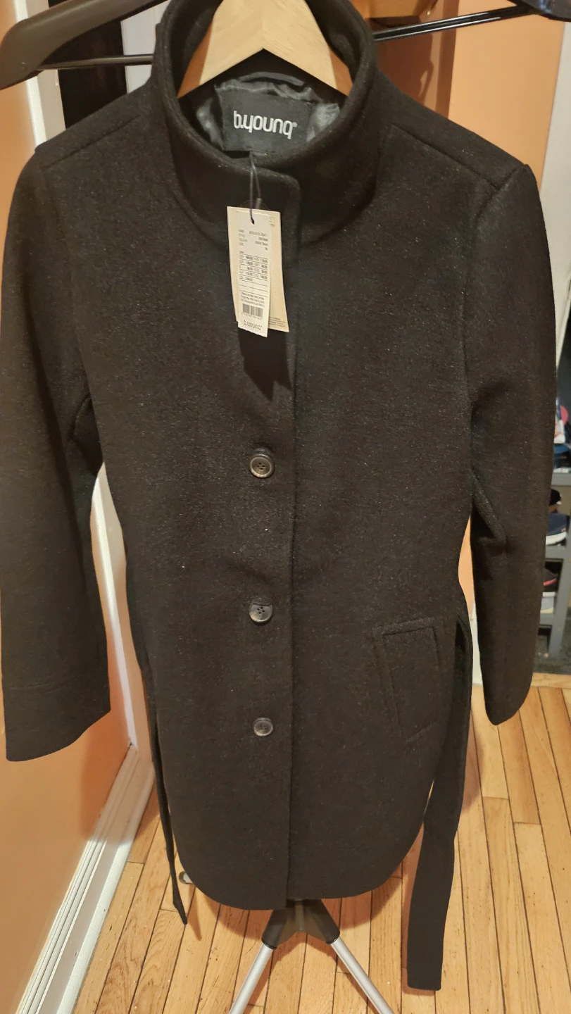 b.young Black Coat - photo 3