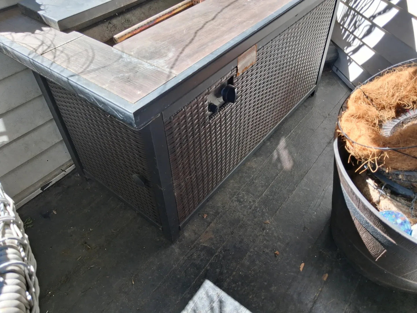 Wicker Propane Fire Pit Table