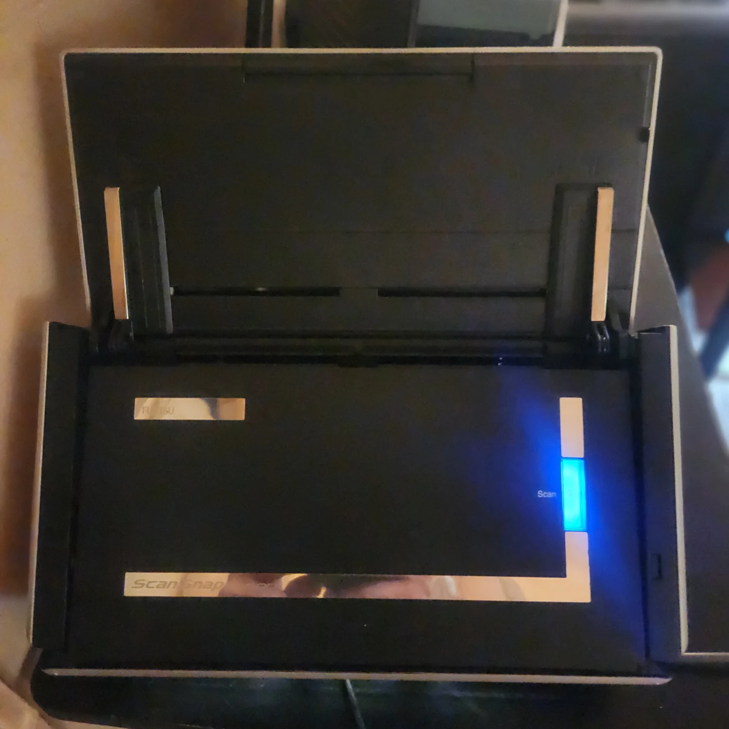 Home Office Tech Bundle: Dell Monitor & Dual Fujitsu Scanners - photo 3