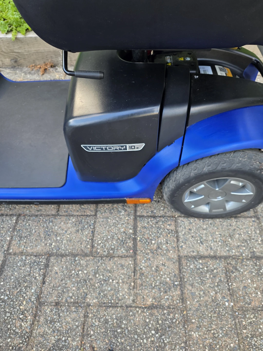 Drive Medical Victory 10 4-Wheel Mobility Scooter - photo 4