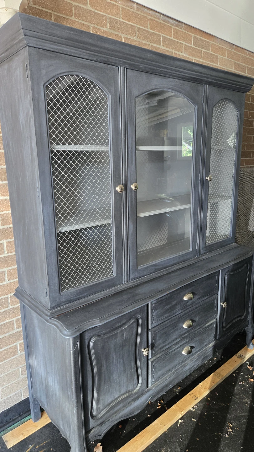 Antique Refurbished China Cabinet - photo 3