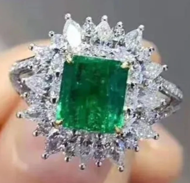 Fashion Emerald and Diamond Cluster  artificial Ring - photo 2