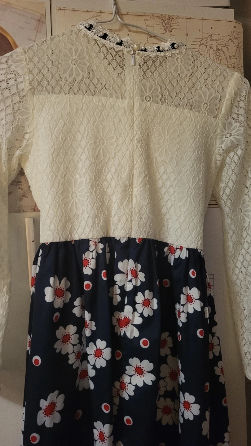 Floral Lace Accent Dress - photo 3