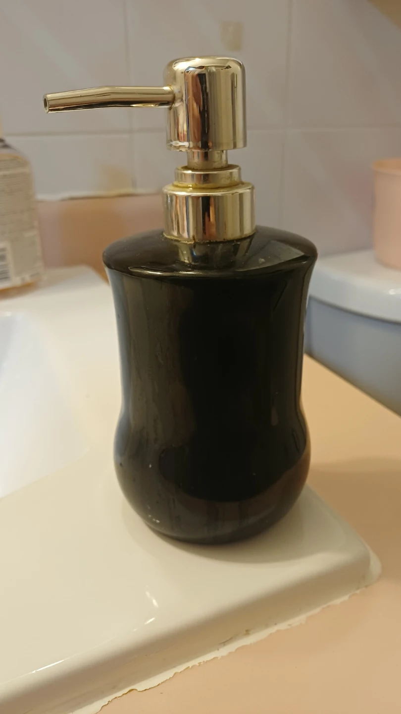 Black and Gold Soap Dispenser🏈