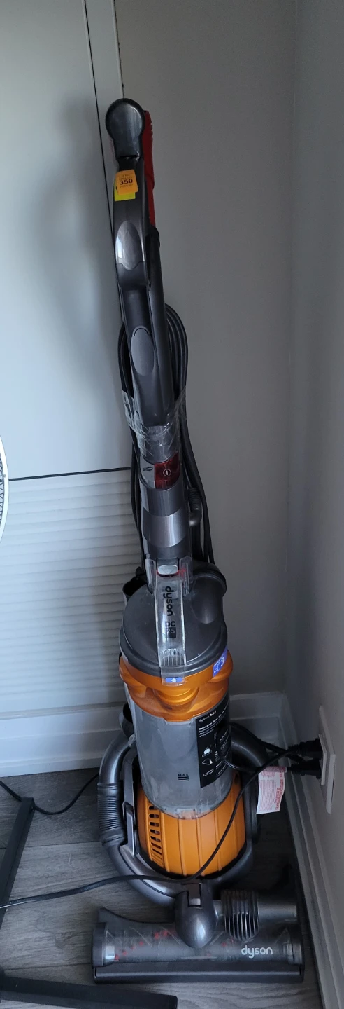 Dyson DC25 Multi Floor Upright Vacuum - photo 2