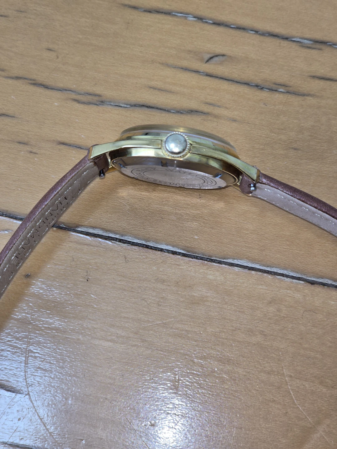 Vintage Leobe Gold-Tone Watch with Brown Leather Strap - photo 5