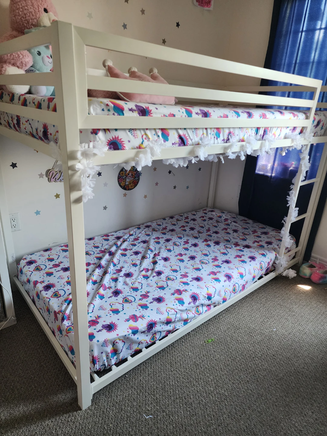 Metal bunk bed