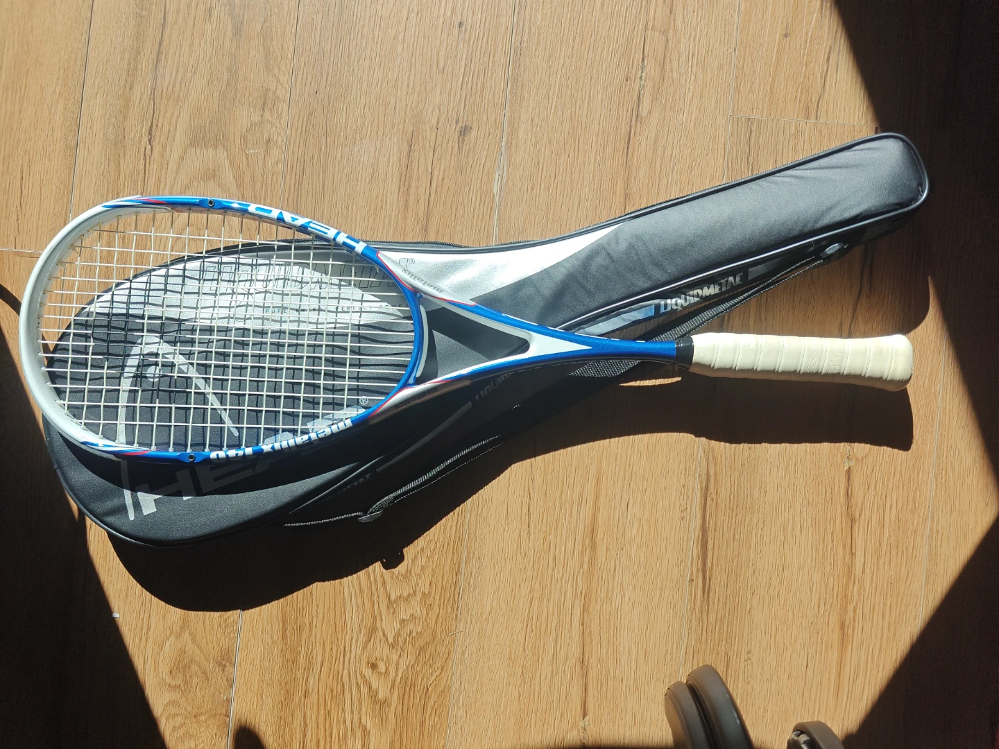 Head Liquidmetal Tennis Racquet with Case