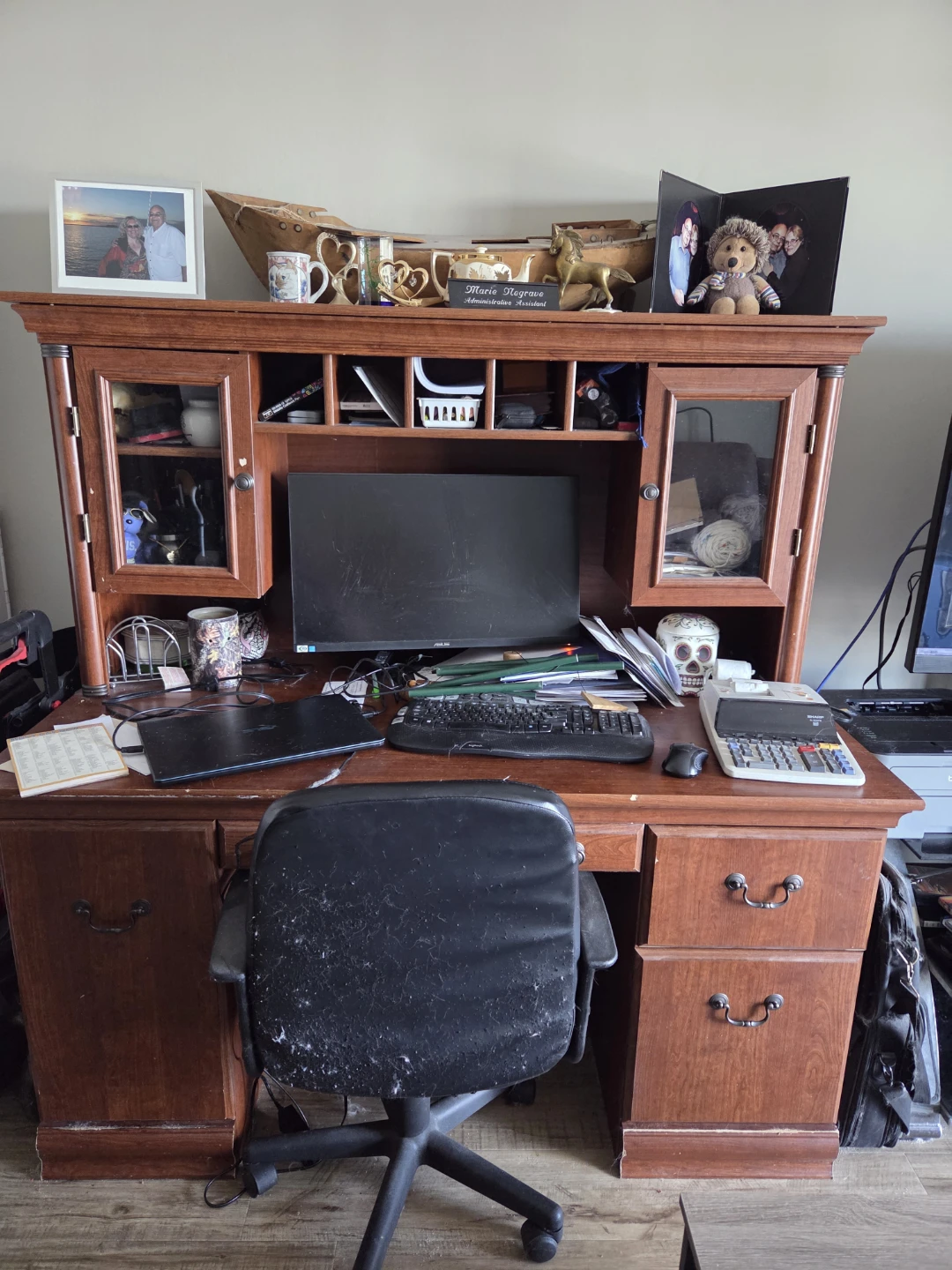 Wooden Executive Desk with Hutch