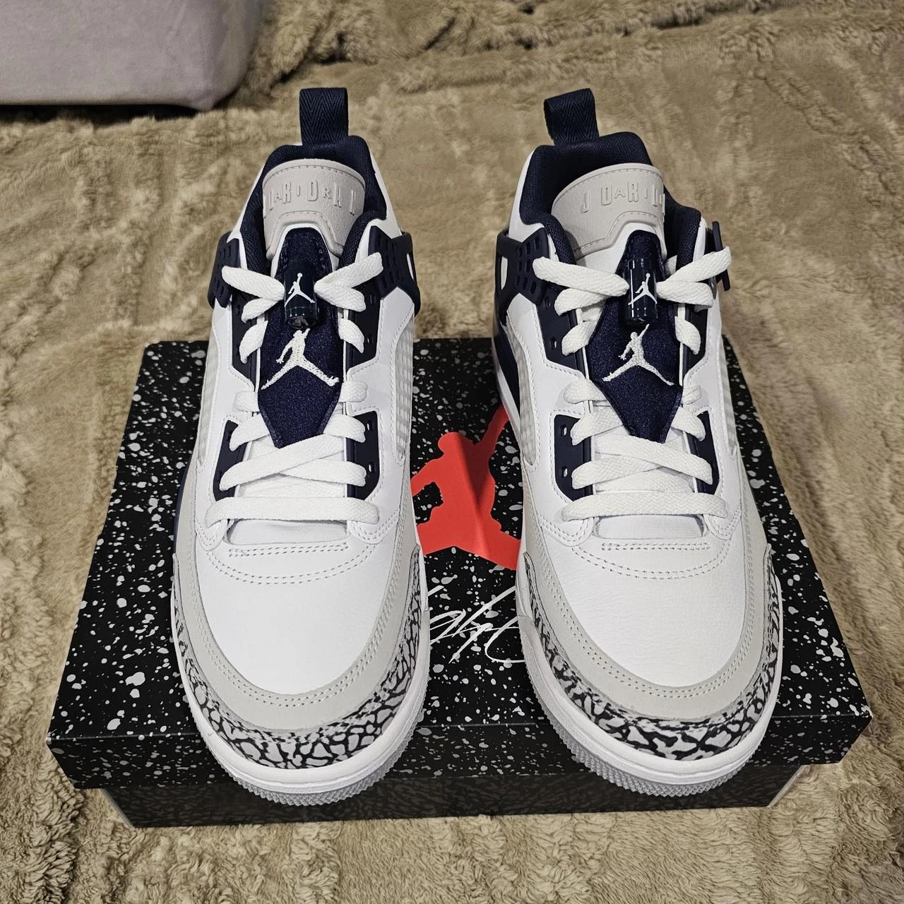 Brand New Jordan Spizike Low (White Midnight Navy)