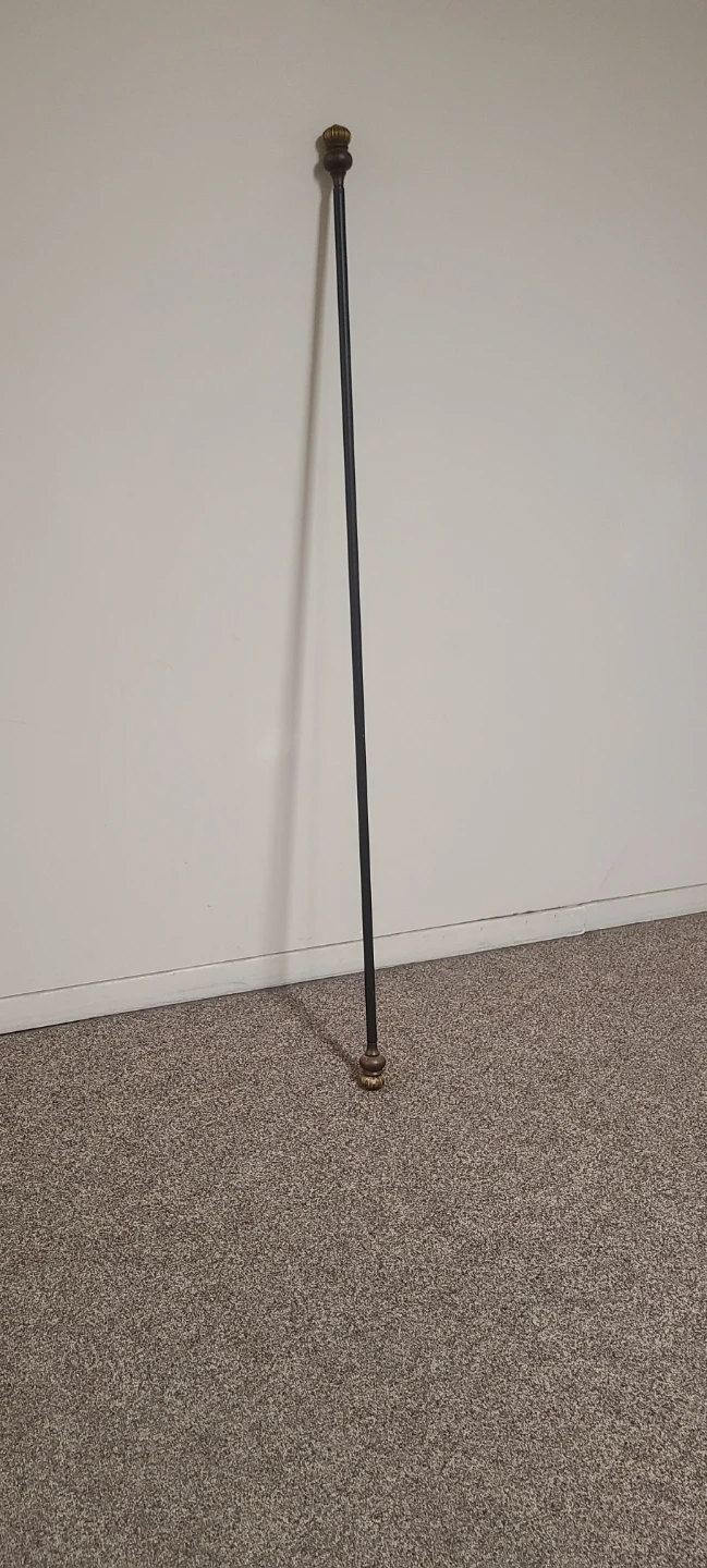Metal Curtain Rod with Decorative Finials