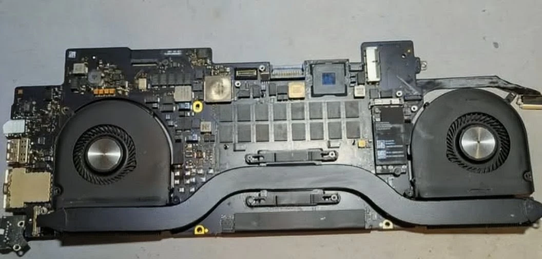 Apple MacBook 2015 a1398  Pro Logic Board Replacement Part