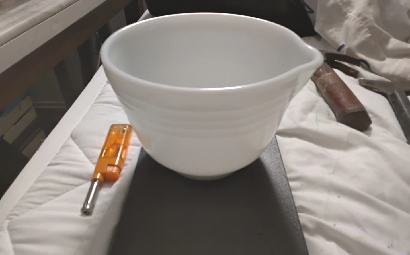 Vintage Pyrex White Mixing Bowl🏈