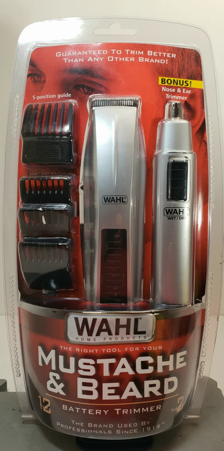 Wahl Mustache & Beard 12-Piece Battery Trimmer Kit