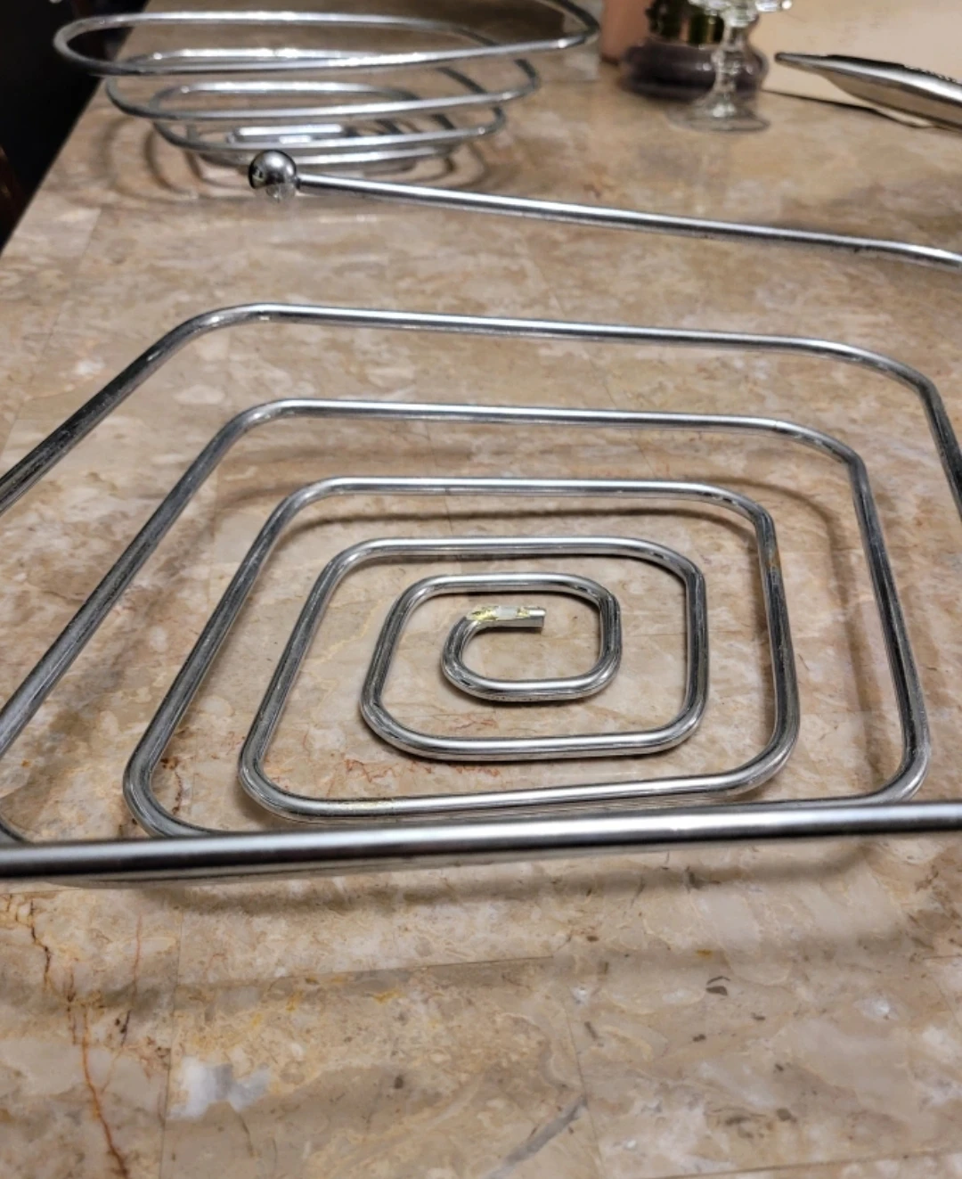 Chrome Wire Napkin Holder🏈