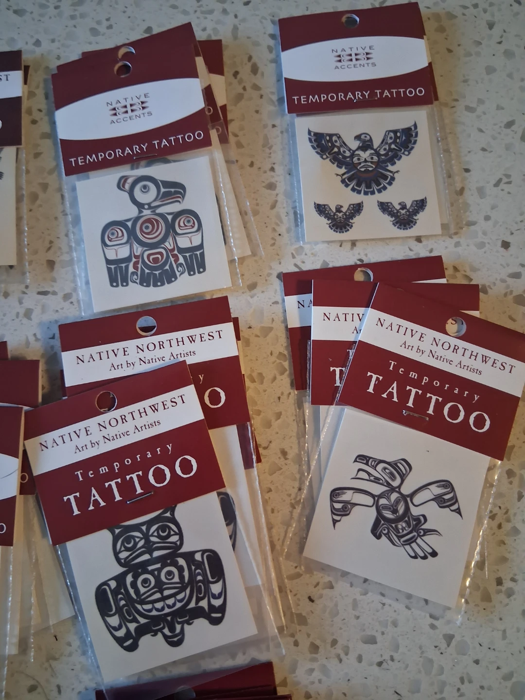Indigenous temp tat toos and 1 fridge magnet - photo 2