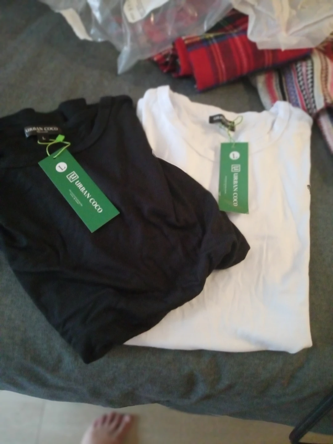 2 Amazon T-Shirts (Black & White)