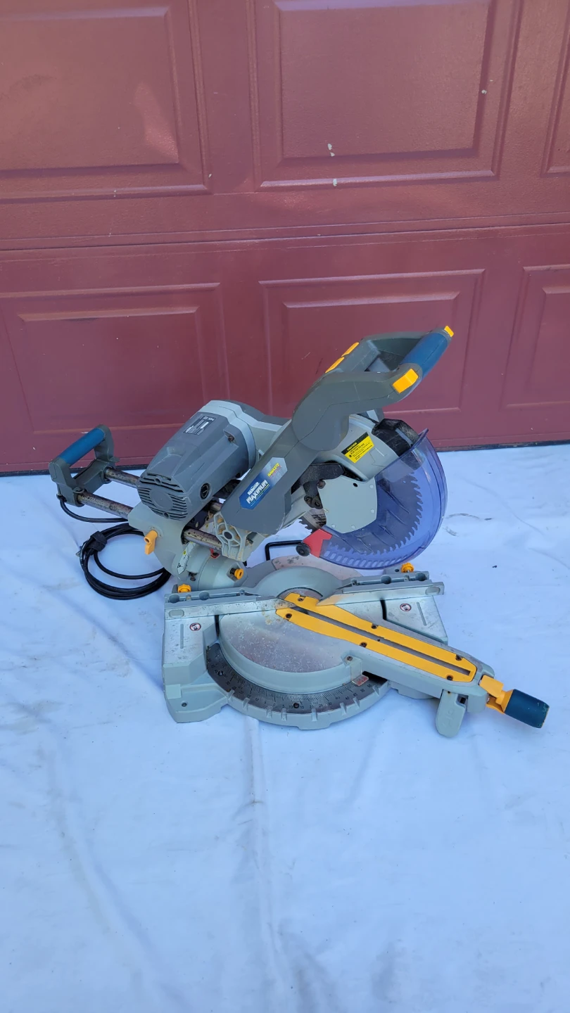 Maximum 10-inch Sliding Mitre Saw - photo 4