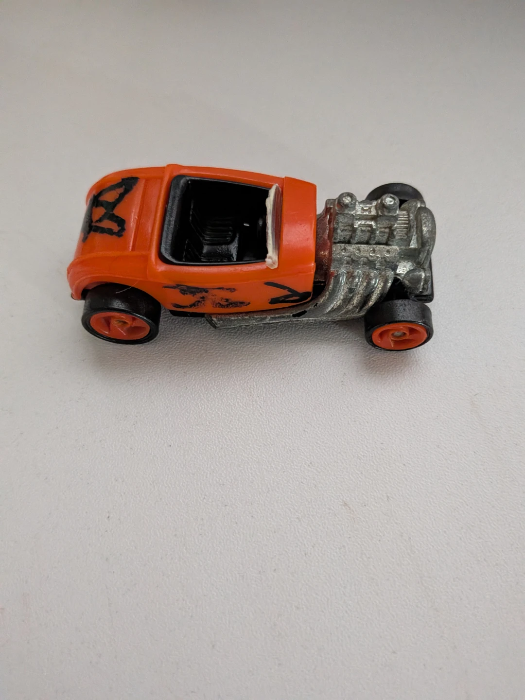 Hot Wheels Orange Custom Toy Car - photo 2