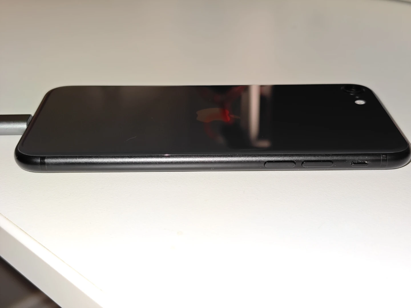 iPhone SE 2nd Generation 64gb - photo 4
