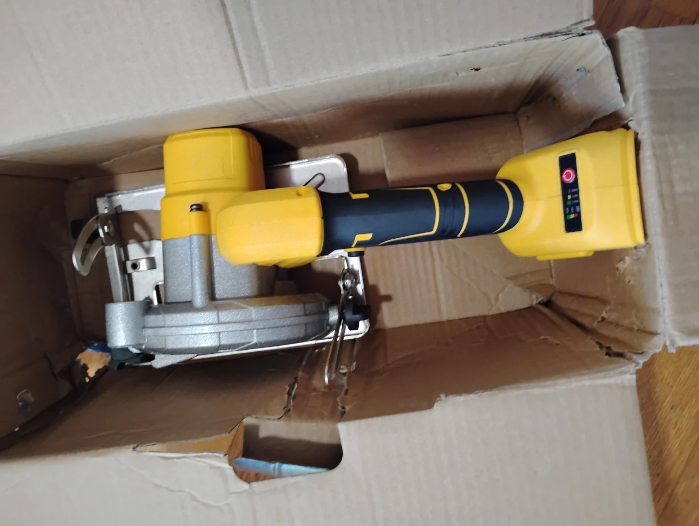 Lithium+ Brushless Single Hand Circular Saw