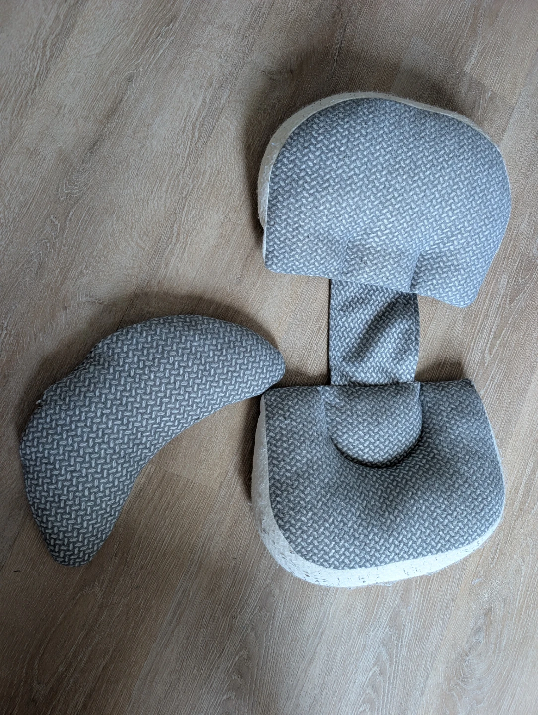 Pregnancy and breastfeeding pillow