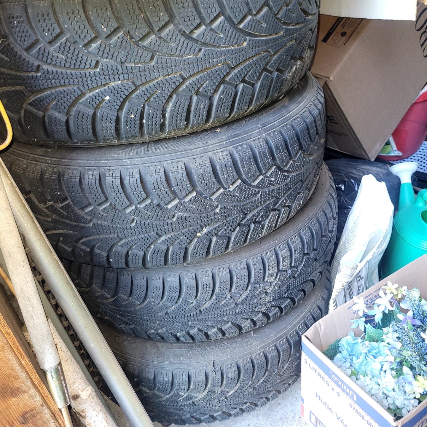 Set of 4 Tires 195/65R15