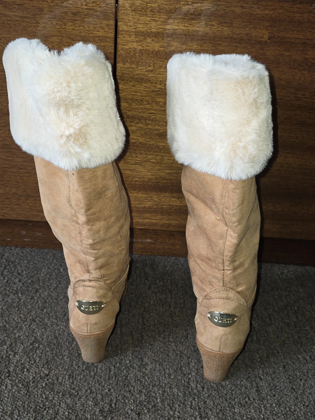 Guess Tan Wedge Boots with Faux Fur Trim - photo 4