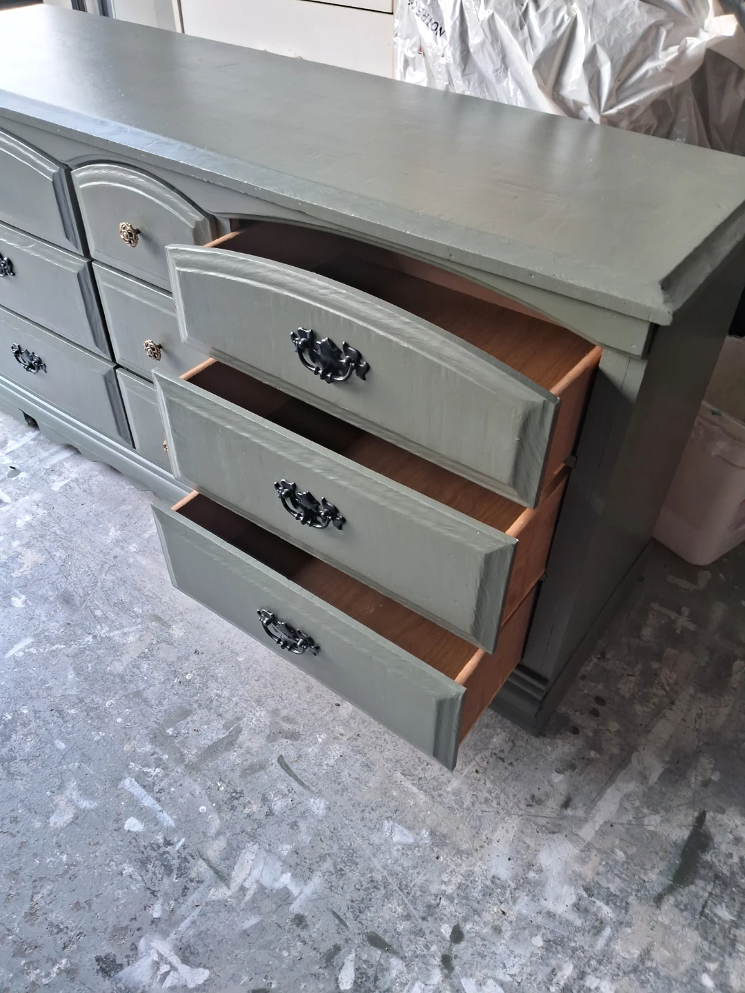Olive Green Nine-Drawer Dresser - photo 3