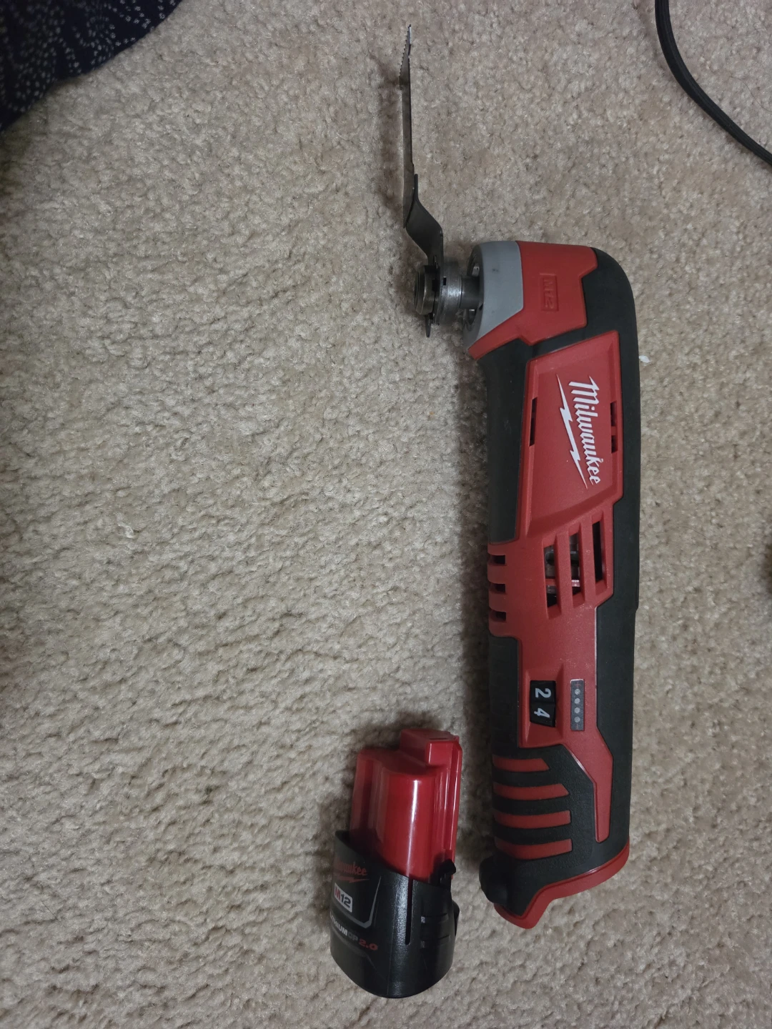 Milwaukee M12 Cordless Multi-Tool - photo 2