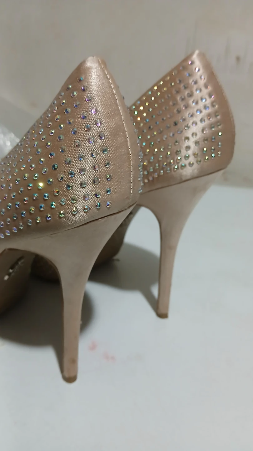 Jennifer Lopez blush Stiletto Heels - photo 2