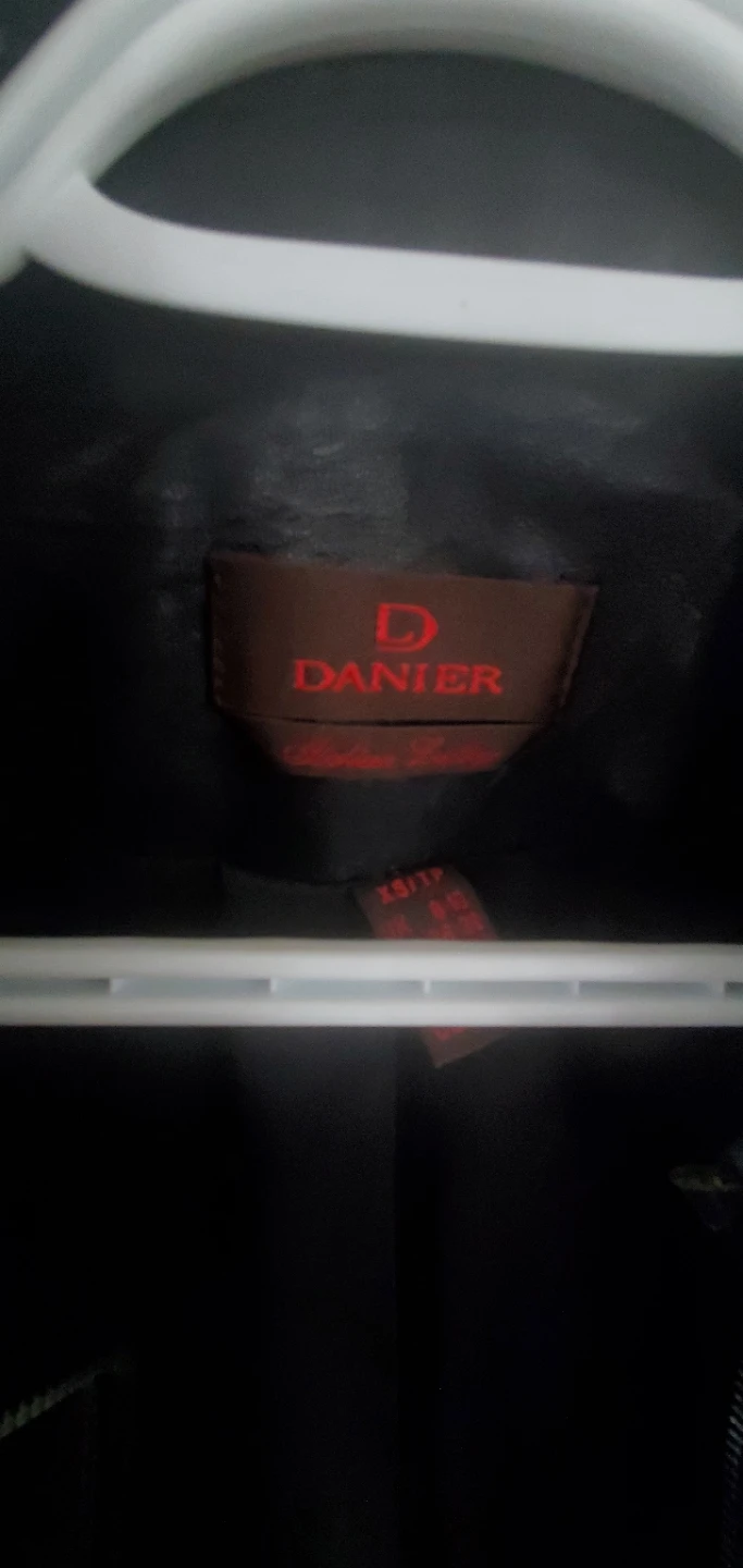 Danier Black Leather Jacket - photo 3