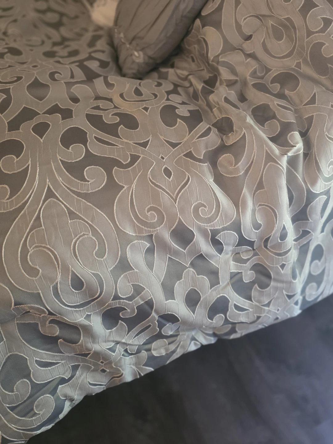 Queen Size Mattress and electric based - photo 2