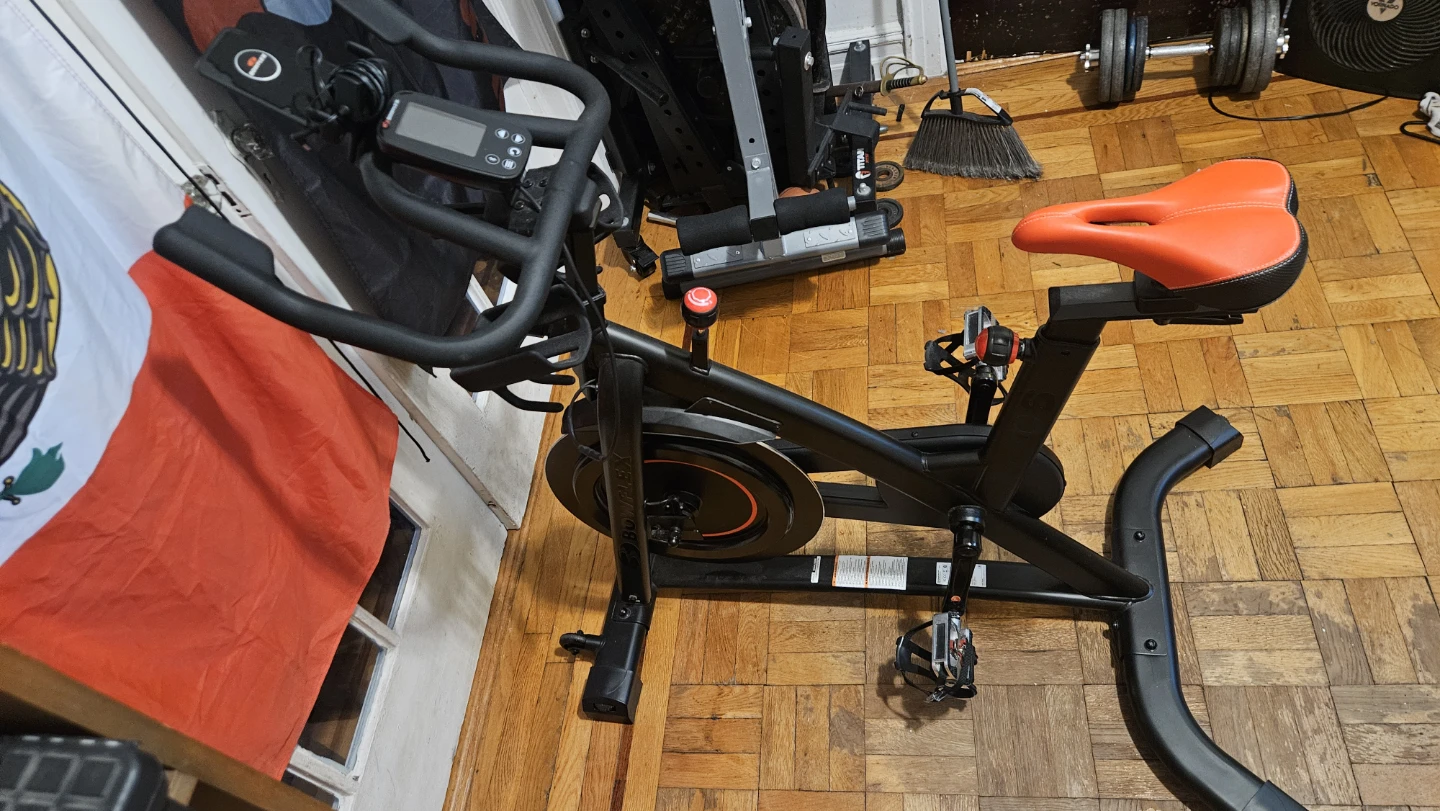 Exercise bike - Bowflex C6 - photo 4
