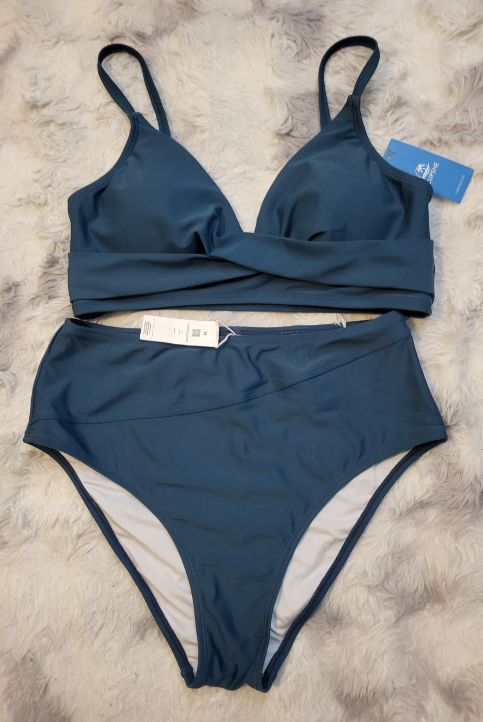 New Cupshe Two-Piece Bikini Set - Medium