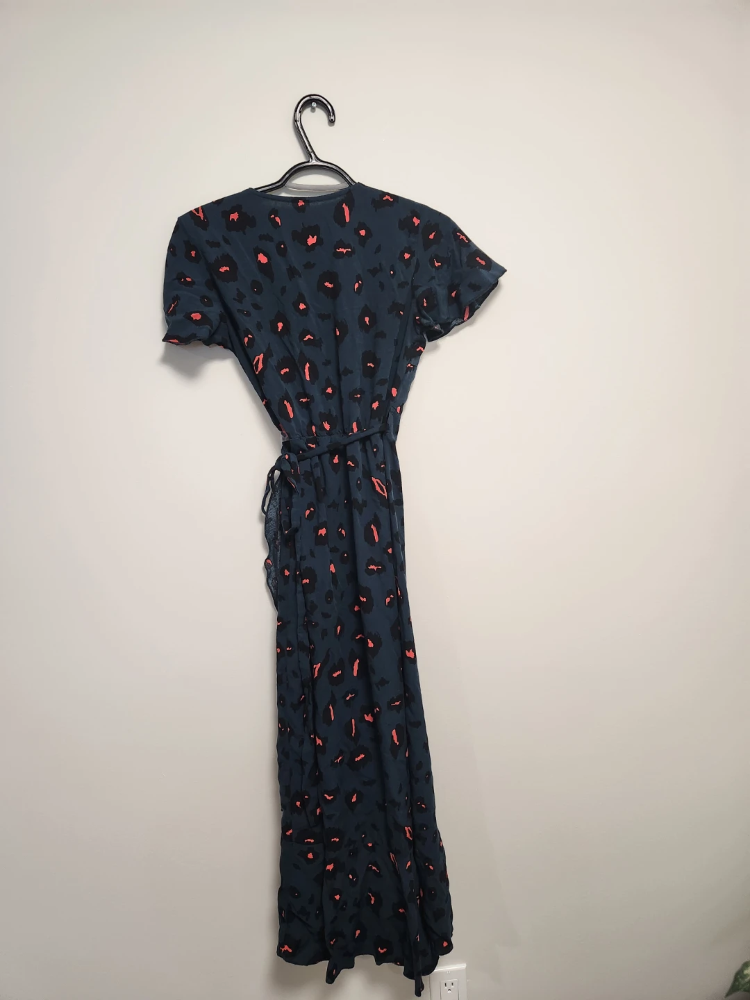 Leopard Print Wrap Dress - photo 3