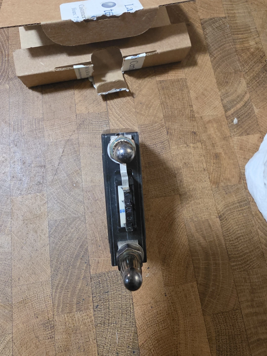 Airpax LELK1-1REC4-30326-15 Circuit Breaker - photo 3
