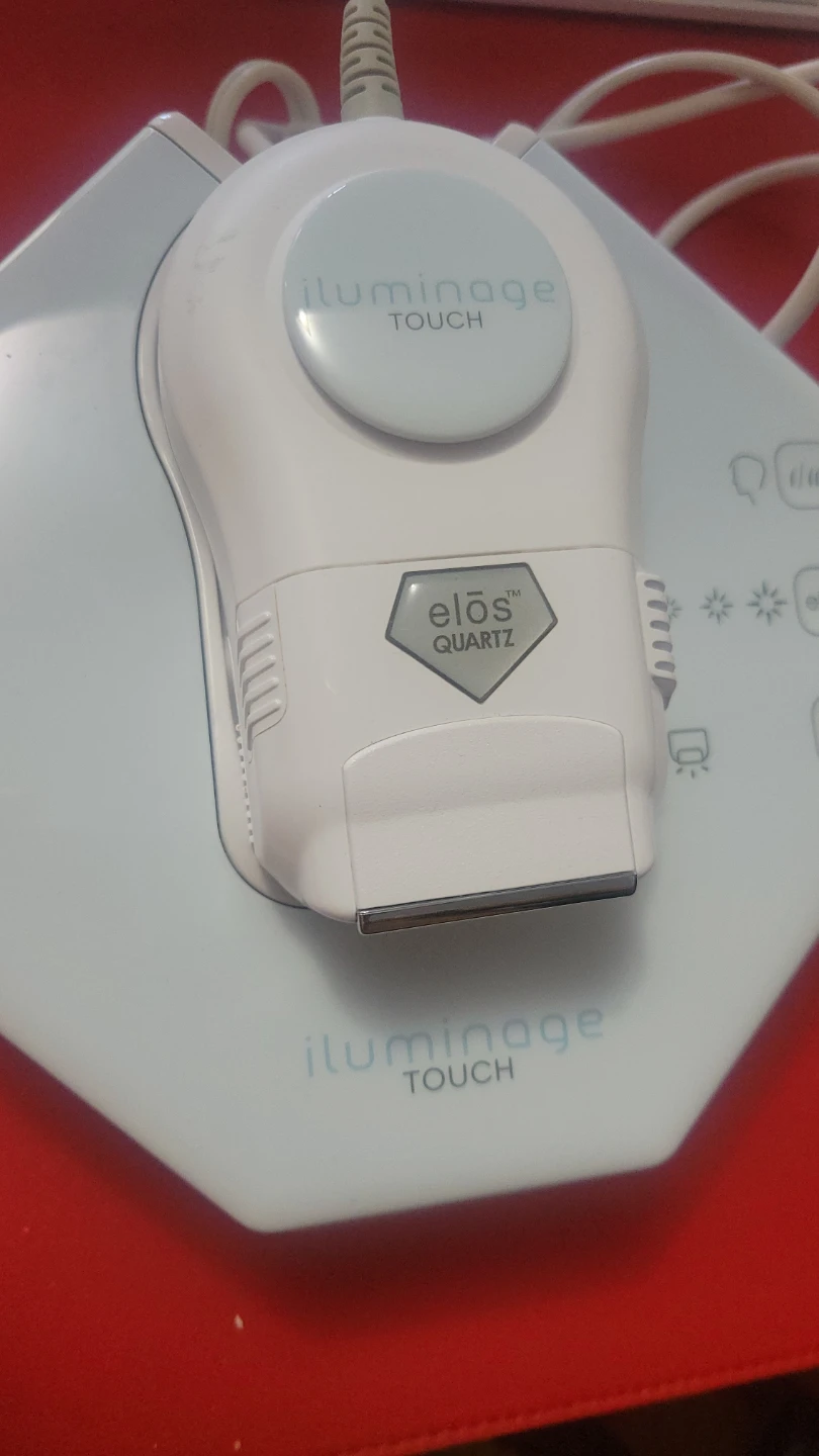 Illuminage Touch laser hair removal device