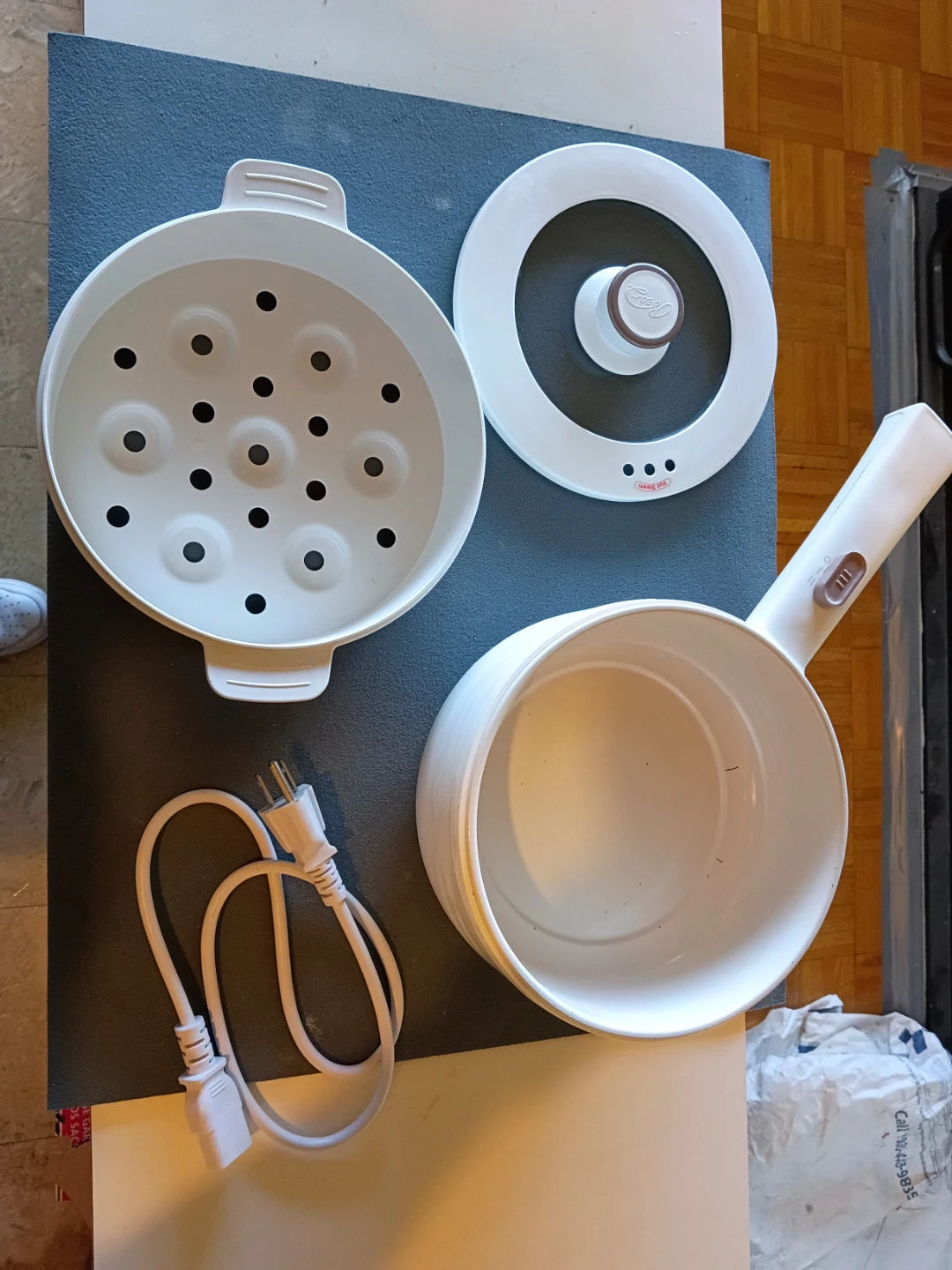 Bear Electric hot pot