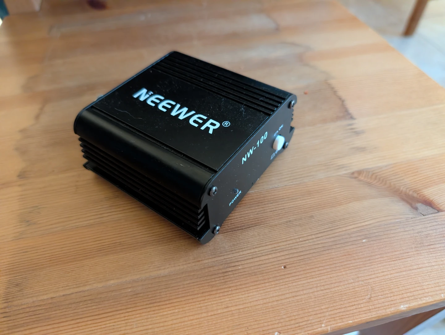 Neewer NW-100 Phantom Power Supply
