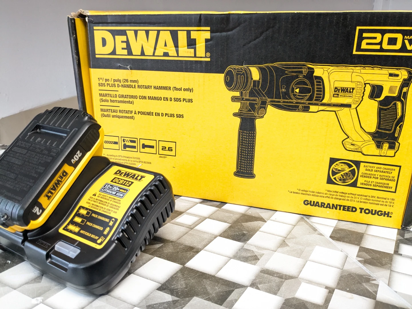 20V Max DeWalt 1" SDS-PLUS Rotary Hammer Drill Combo - photo 2